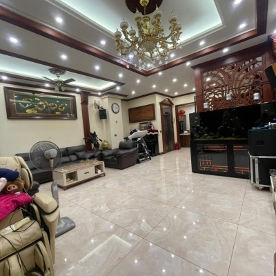 Bán tòa văn phòng mặt phố Bạch Mai, 210m2, 8 tầng 1 hầm thang máy, mặt tiền 8.5m, 155 tỷ