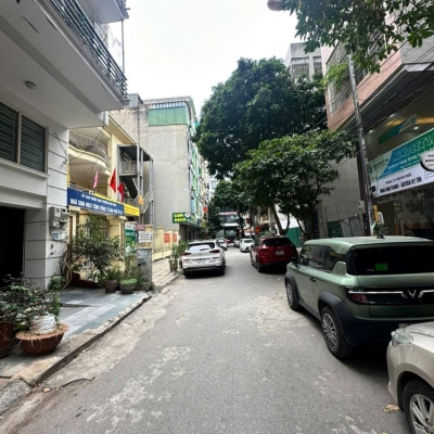 Bán nhanh 86m² đất phố Dương Khuê, mặt tiền 6m, vỉa hè rộng, xây tòa văn phòng, giá 36,7 tỷ.