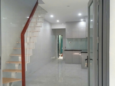 ♪ 2.4x tỷ nhà gần MT Điện Biên Phủ 31m2, 2 tầng 2PN, sạch sẽ