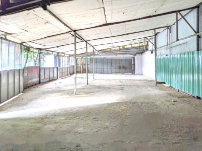 CHO THUÊ NHÀ XƯỞNG 10 X 30M THẠNH XUÂN Q12 ĐƯỜNG XE TẢI CHỈ 12TR