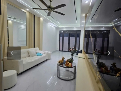 CHỈ 8,5 TỶ – NHÀ 5 TẦNG THANG MÁY – MẶT NGÕ – TRUNG TÂM HAI BÀ TRƯNG