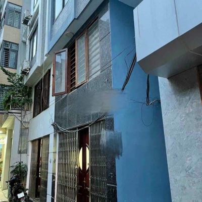 Cho thuê nhà ngõ 20 Bùi Quốc Khái, Linh Đàm, Hoàng Mai, 5 tầng, 30m2, 3 ngủ, 12tr