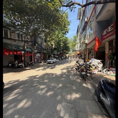 BÁN NHÀ HOÀNG HOA THÁM , GẦN HỒ TÂY , GẦN HỒ TRÚC BẠCH