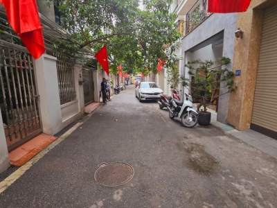 BÁN NHÀ CẦU DIỄN, 35M2X4T,MẶT TIỀN 6M,NGÕ NÔNG,Ô TÔ GẦN,GẦN TRƯỜNG,CHỢ 6.6 TỶ