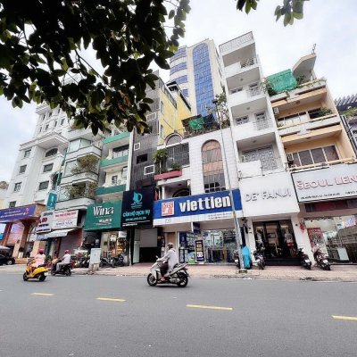 HIẾM NGANG LỚN 7M*21M - BÁN NHÀ 4 TẦNG MẶT TIỀN Đ.NGUYỄN TRÃI NỐI LIỀN Q1 - NGAY NGUYỄN VĂN CỪ Q5- HDH ĐỀU TỪ VIETTIEN - CUNG ĐƯỜNG NỔI TIẾNG THỜI TRANG BẬC NHẤT TRUNG TÂM SÀI THÀNH* LIÊN HỆ GIANG GIANG: 093.86.76.685