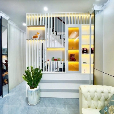 NHÀ 3 TẦNG, XE TẢI ĐỔ CỬA, CẠNH PHÚ MỸ HƯNG, SÁT MẶT TIỀN, CHỈ HƠN 5 TỶ