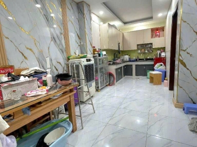 ????Gần cầu vượt Ngã Tư Ga - 5 TẦNG - 60m² - 7,25 TỎI