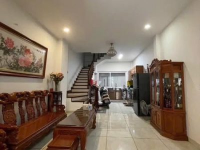 CHOÁNG- phố Trịnh Công Sơn- 52m- Ô tô- Nhỉnh 17 tỷ