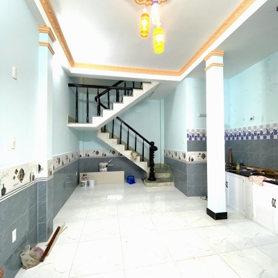 ►  2.25 tỷ Nhà gần đường Lý Thái Tổ, 2.5 tầng cứng cáp sạch đẹp 3PN