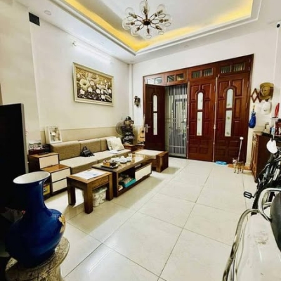 HOÀNG HOA THÁM, BA ĐÌNH, HÀ NỘI - XE CON ĐỖ CỬA - GẦN PHỐ - 45M2 GIÁ NHỈNH 9 TỶ