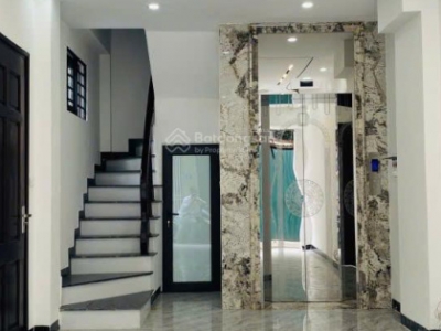 Nhà Trường Chinh - Chủ cần bán gấp - THANG MÁY - XÂY MỚI - 9 tỷ 7