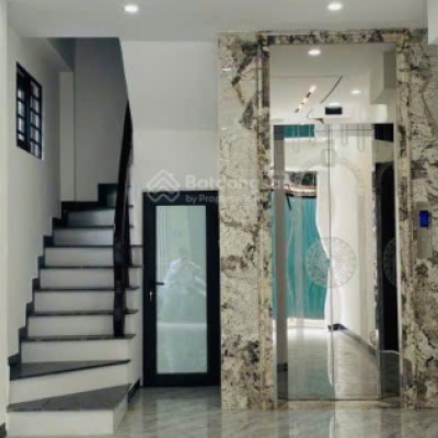 Nhà Trường Chinh - Chủ cần bán gấp - THANG MÁY - XÂY MỚI - 9 tỷ 7