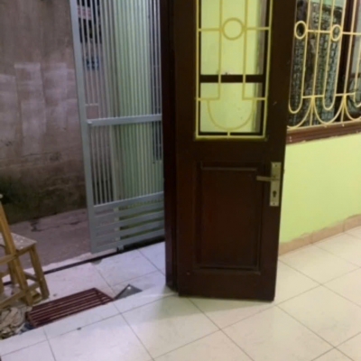 Cho thuê nhà nguyên căn Phố Tân Mai, 3 tầng x 30m2, 3 ngủ, 9 Triệu ở GĐ, nhóm nữ ngoan