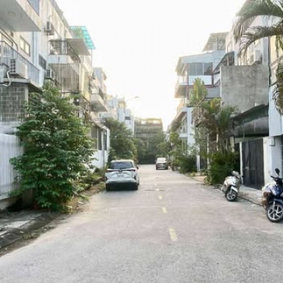BIỆT THỰ XÂY THÔ KĐT XUÂN PHƯƠNG - FORESA 1A - ĐƯỜNG TO HÈ THOÁNG - TOÀN QUAN CHỨC -  KHÁCH VỀ TỰ HOÀN THIỆN NHƯ Ý - LÔ GÓC 3 MẶT TIỀN THOÁNG SÁNG