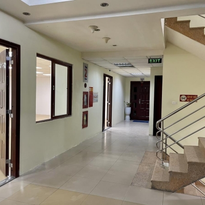 40 và 43m2 văn phòng cho thuê tại số 18 ngõ 11 thái hà. lh chủ nhà