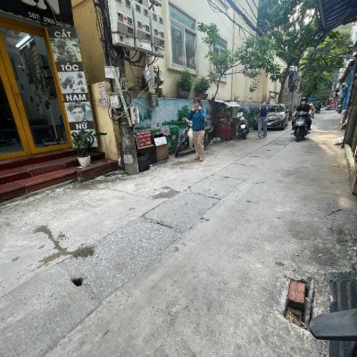 DƯƠNG QUẢNG HÀM DT 30M,NGÕ THÔNG,GẦN PHỐ GIÁ 6,25 TỶ