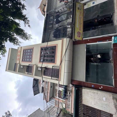 Bán nhà mặt phố yên sở 4 tầng dân xây ô chờ thang máy hoàng mai