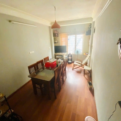 Cho thuê nhà ngõ 147 Tân Mai, 4 tầng x 33m2, 3 ngủ, full đồ vào ngay