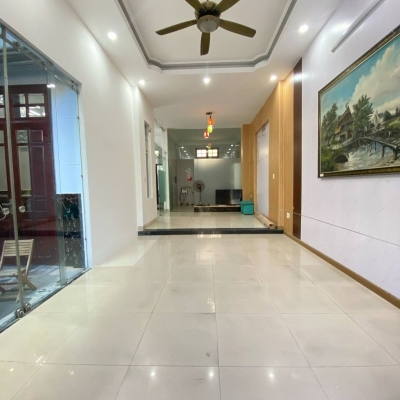 ♥ Mặt Tiền Nguyễn Hữu Thọ gần Sân bay, 100m2, 3 tầng sạch đẹp, 12 tỷ