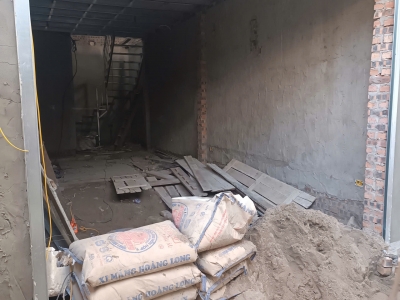 Chính chủ bán nhà 2 tầng 36m phố Bùi Huy Bích, ô tô đỗ cửa, ngay đường lớn