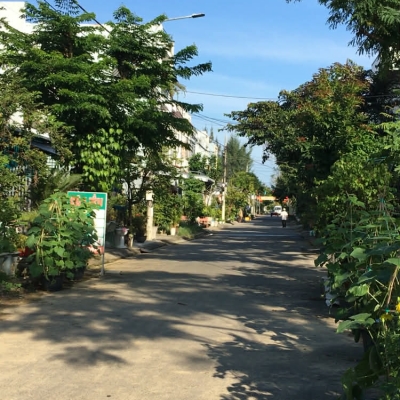 CHỈ 4.X (đ) - GẦN LÀNG ĐẠI HỌC - SÁT VÕ CHÍ CÔNG - DT 90m - Đ.5m5.