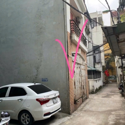 Bán nhà thạch bàn 4 tầng dân xây lô góc ô tô tránh vào nhà long biên