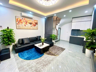 Giáp Nhất – 33m² – 6 Tầng – MT 4.6m – 10.5 Tỷ – Thanh Xuân, Hà Nội