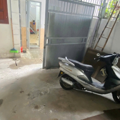 Cho thuê nhà nguyên căn ngõ 99 Đê Tô Hoàng, 60m2 x 3 tầng, 3ngủ. 10tr/tháng