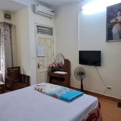Nhà Lĩnh Nam 53 m2, phân lô, Ô tô tránh, Giá 15.5 tỷ
