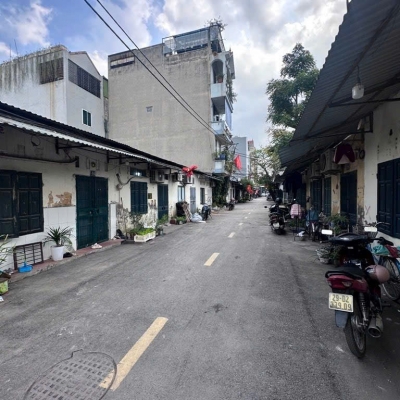 Bán đất nguyễn khoái 63M phân lô bộ quốc phòng binh đoàn 12 3 ô tô tránh hoàng mai