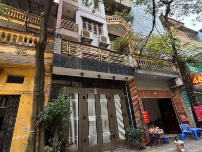 Bán nhà Nguyễn Văn Huyên, ô tô tránh, vỉa hè KD, 70m chỉ 26 tỷ