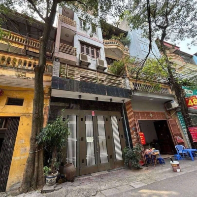 Bán nhà Nguyễn Văn Huyên, ô tô tránh, vỉa hè KD, 70m chỉ 26 tỷ