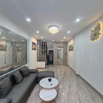 Bán nhà Thạch Bàn 36m 6 tầng thang máy 1 nhà ra phố nhỉnh 9 tỷ