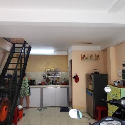 ♪Nhà kiệt 2.5m gần Nguyễn Văn Linh  Phan Châu Trinh  đi bộ Cầu Rồng, 27m2, 2 tầng, nhỉnh 2 tỷ