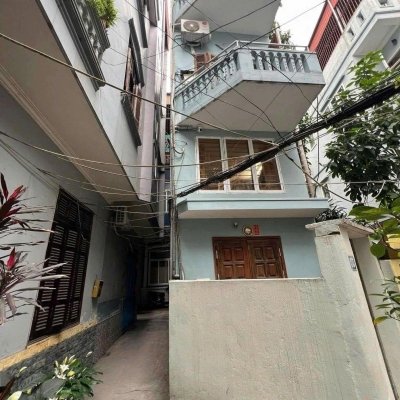 Cho thuê nhà nguyên căn ngõ 557 Kim Ngưu, 25m² x 2 tầng, 2PN, 7.5 Triệu