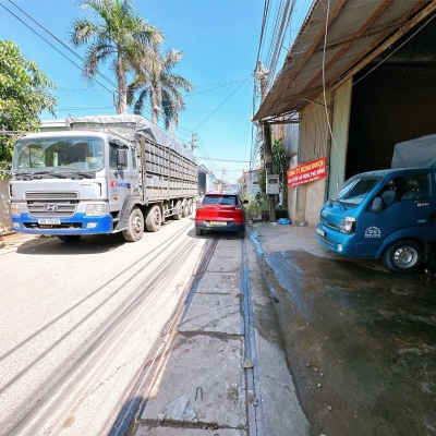 X135 bán nhà xưởng thuận tiện Sản xuất kết hợp kinh doanh thương mại, đông đúc dân cư