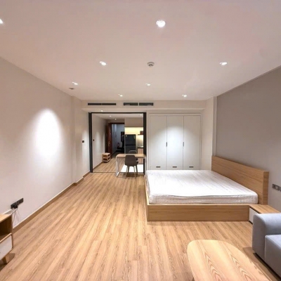 Hiếm, Bán nhà Linh Lang Phan Kế Bính, ô tô vào nhà, 70m 9 tầng thang máy, chỉ 40.6 tỷ