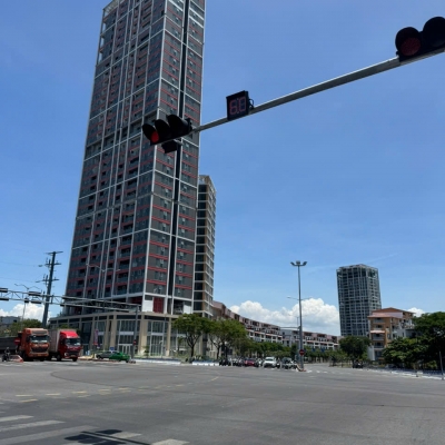 + Sơn Trà, Đất vị trí đắc địa, Ngô Quang Huy, sau vương thừa vũ và sát lô góc hồ nghinh, vài bước chân ra công viên biển Phạm Văn Đồng.