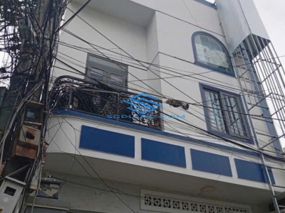 BÁN GẤP! NHÀ PHỐ 4 TẦNG 13 PHÒNG KINH DOANH, ĐANG HỢP ĐỒNG THUÊ DÒNG TIỀN ỔN ĐỊNH – VĨNH TRƯỜNG, NHA TRANG