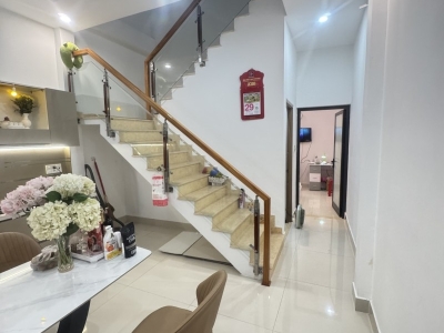 ► Kiệt thẳng thông 50m ra MT Điện Biên Phủ, 66m2, 2 tầng chính chủ xây ở
