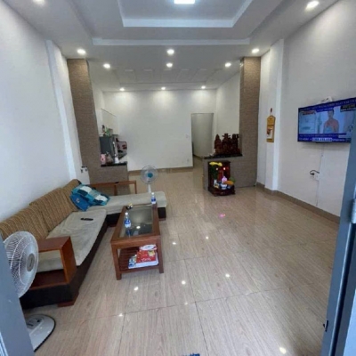 Giảm 150tr! Nhà Vuông đẹp 63m2 – Thống Nhất QV