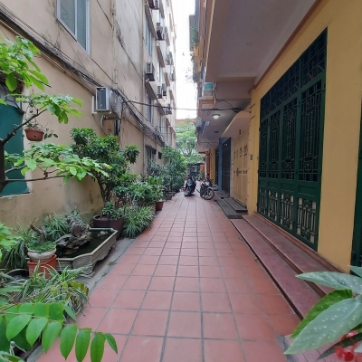 Bán nhà dân xây Thanh Xuân  - Nhà cao cửa rộng- Anh ninh tuyệt đối- 40m2