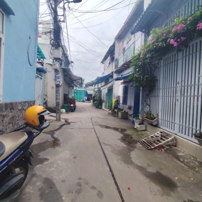 Cần bán nhà phường Tân Thới Nhất Q12, 7,7x18m, nở hậu 8,6m. Gồm 2 căn. Giá 5,9 Tỷ