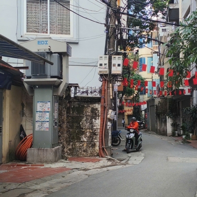 Bán nhà Đào Tấn, phù hợp xây CHDV, 95/110m MT 5.6m, ô tô đỗ gần, 20.6 tỷ