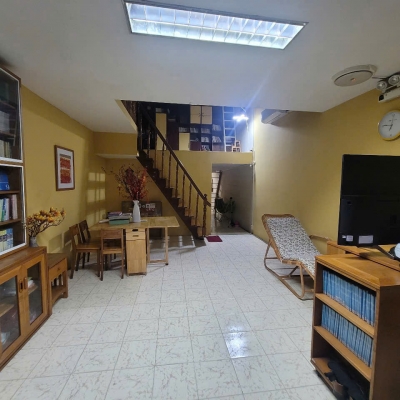 Chính chủ cần bán căn nhà lầu 1 tại 49D Trần Hưng Đạo, Phường Án Đông (P.5 cũ), Quận 5