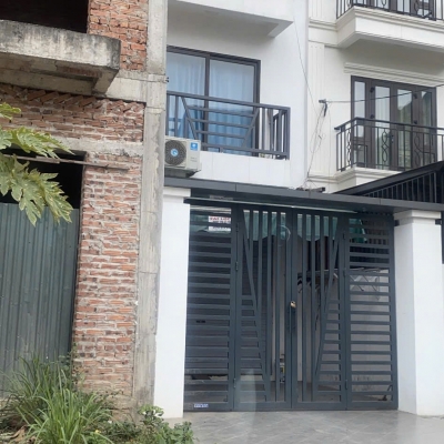 PHÒNG ĐẸP – FULL NỘI THẤT – GIÁ SIÊU HỜI 3,3TR/THÁNG