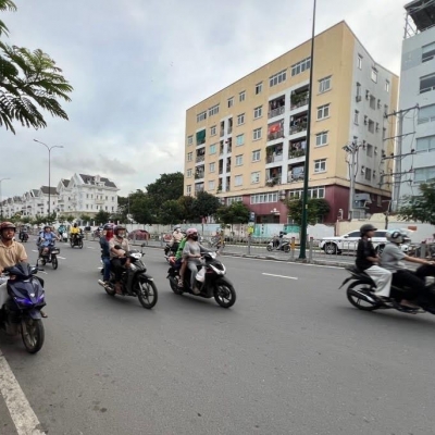 Bán nhà hẻm xe hơi Dương Quảng Hàm, Gò Vấp, 56m², 5 tầng, gần ĐH Văn Lang, giá 7.45 tỷ TL