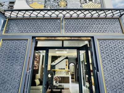 L1677 ⭐️ sát chợ Xóm Mới GV, SHR, Lô góc, HXH, 2 tầng, 4.1x11m, 5.x tỷ