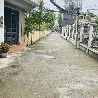 TẬP THỂ  BINH ĐOÀN 12- YÊN NGHĨA - HÀ ĐÔNG,CẦN BÁN GẤP NHÀ DT 62 M2  NHỈNH 7 TỶ CÓ THƯƠNG LƯỢNG