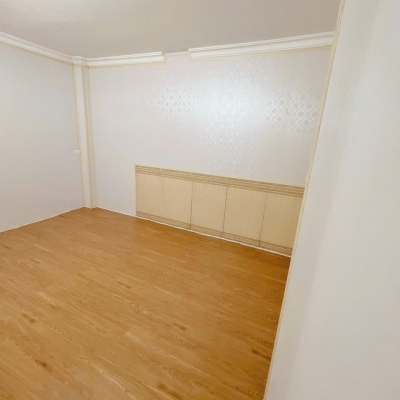 Nhà C4 đẹp tổ 5, Quang Minh. Chủ mới chỉ việc xách đồ về ở. Gần khu công nghiệp